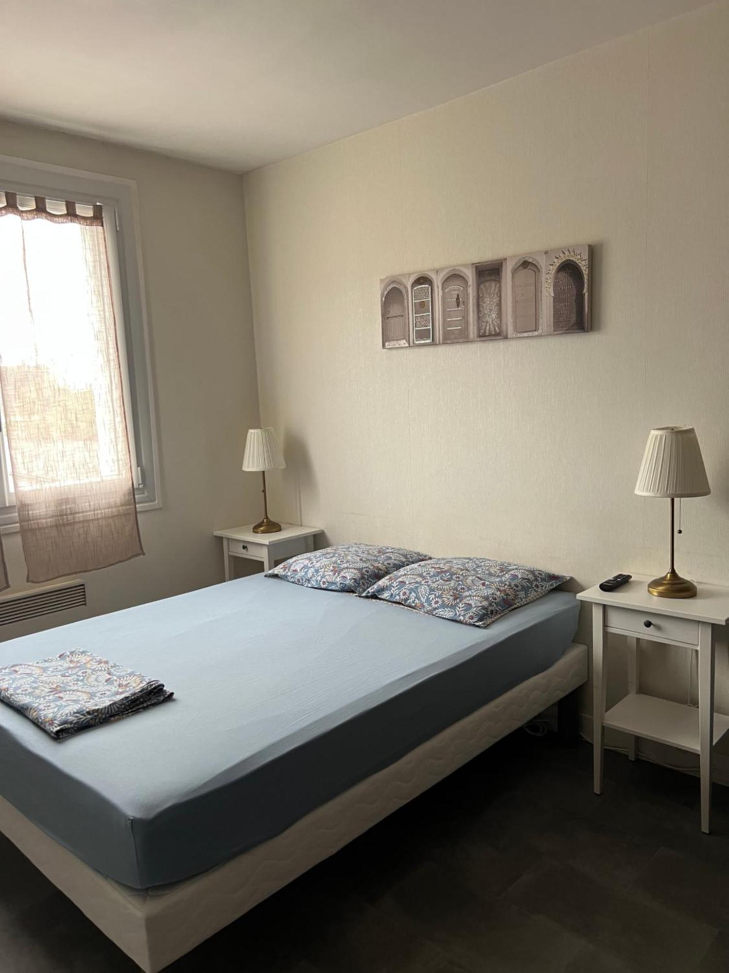 Joli Studio Avec Parking Prive, Bien Situe Мулен Экстерьер фото